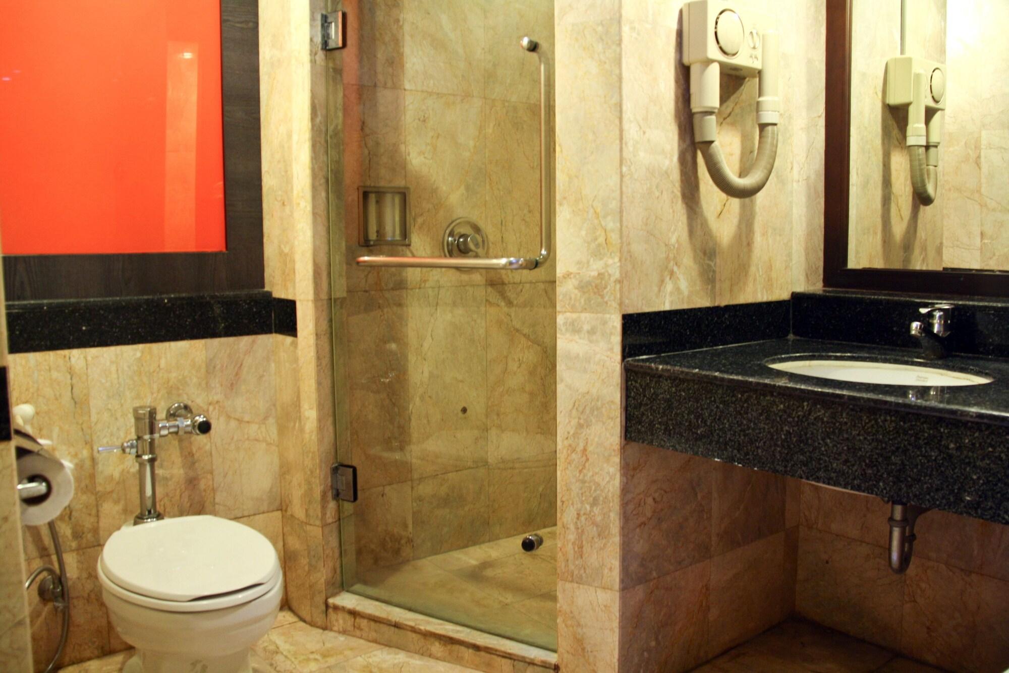 Bp Grand Suite Hotel Hat Yai Exterior photo