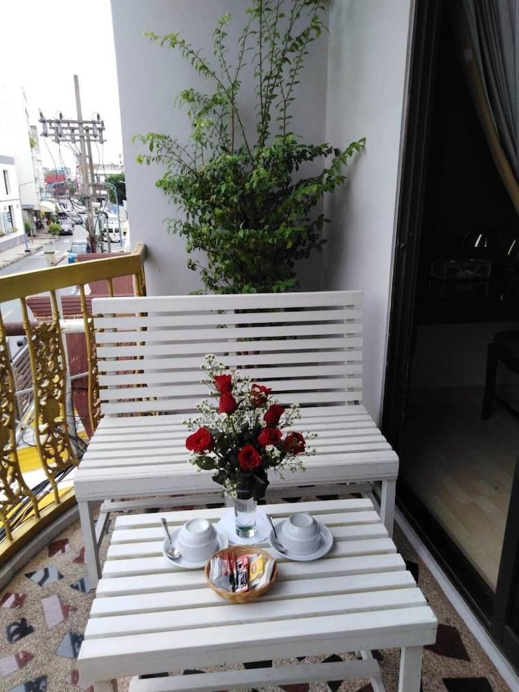 Bp Grand Suite Hotel Hat Yai Exterior photo