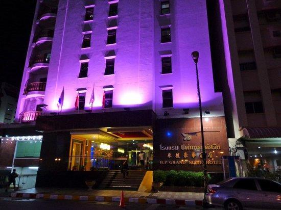 Bp Grand Suite Hotel Hat Yai Exterior photo
