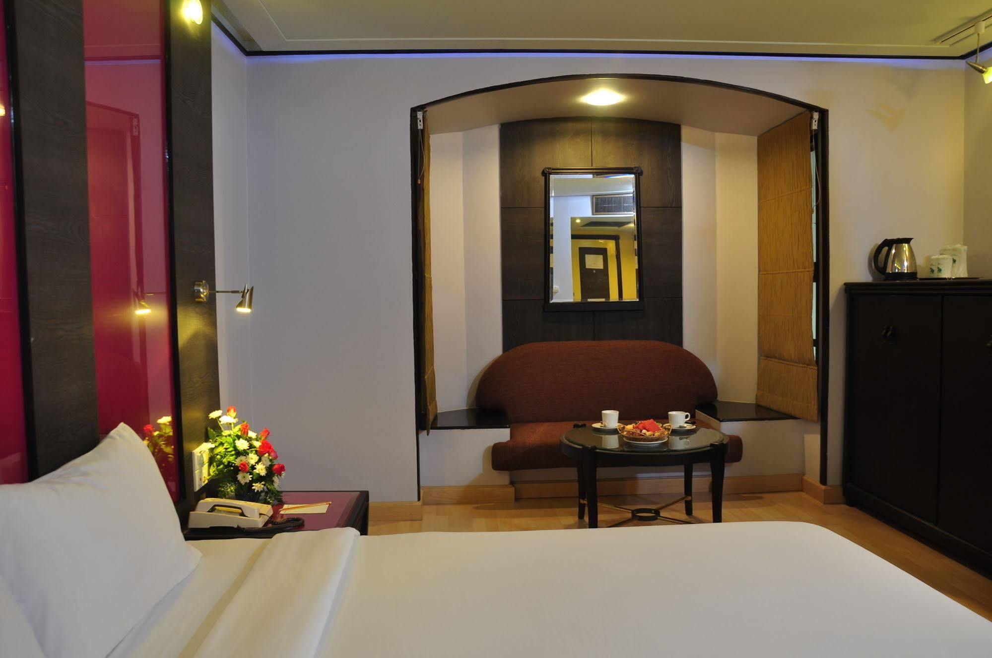 Bp Grand Suite Hotel Hat Yai Exterior photo