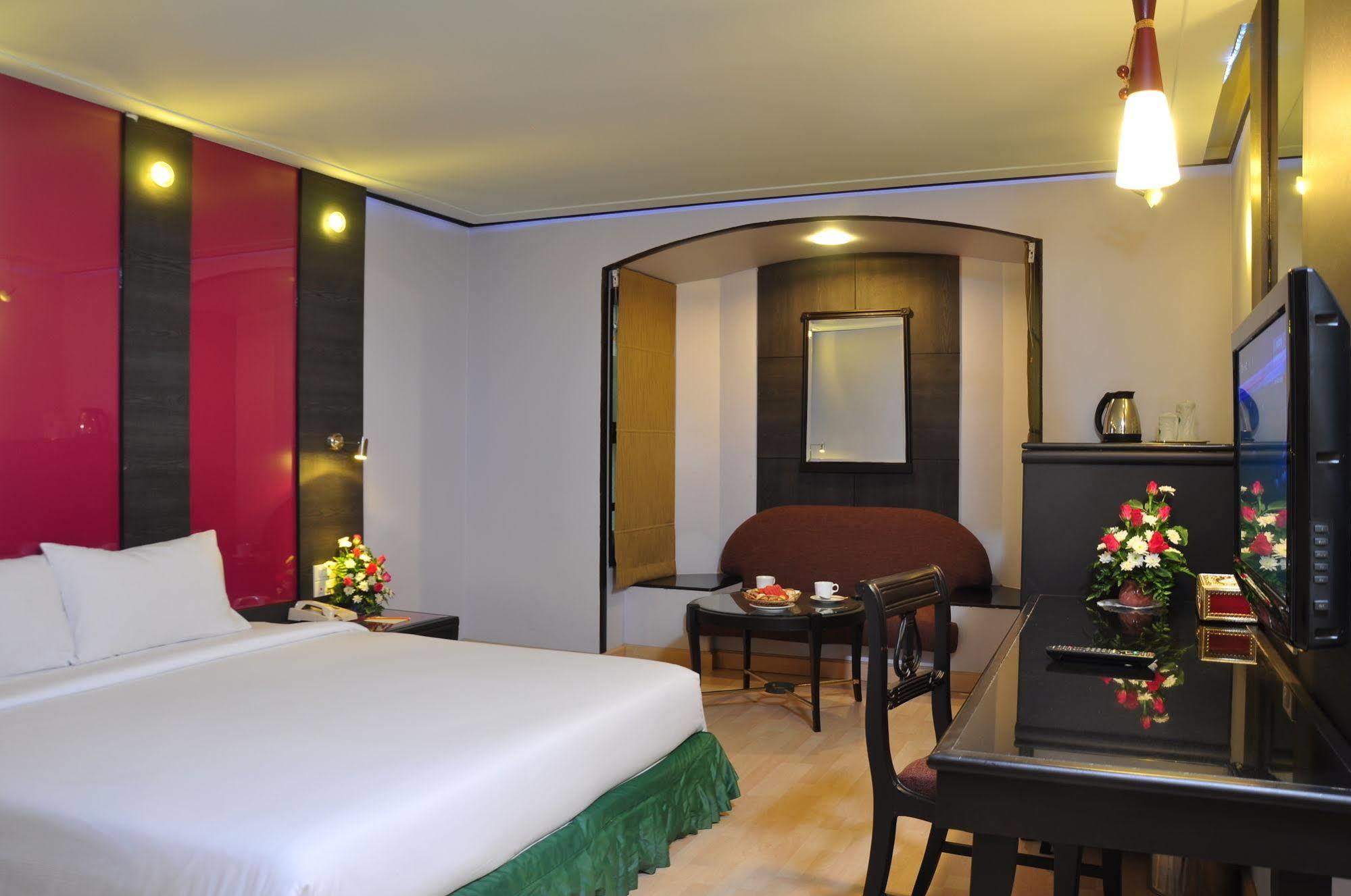 Bp Grand Suite Hotel Hat Yai Exterior photo